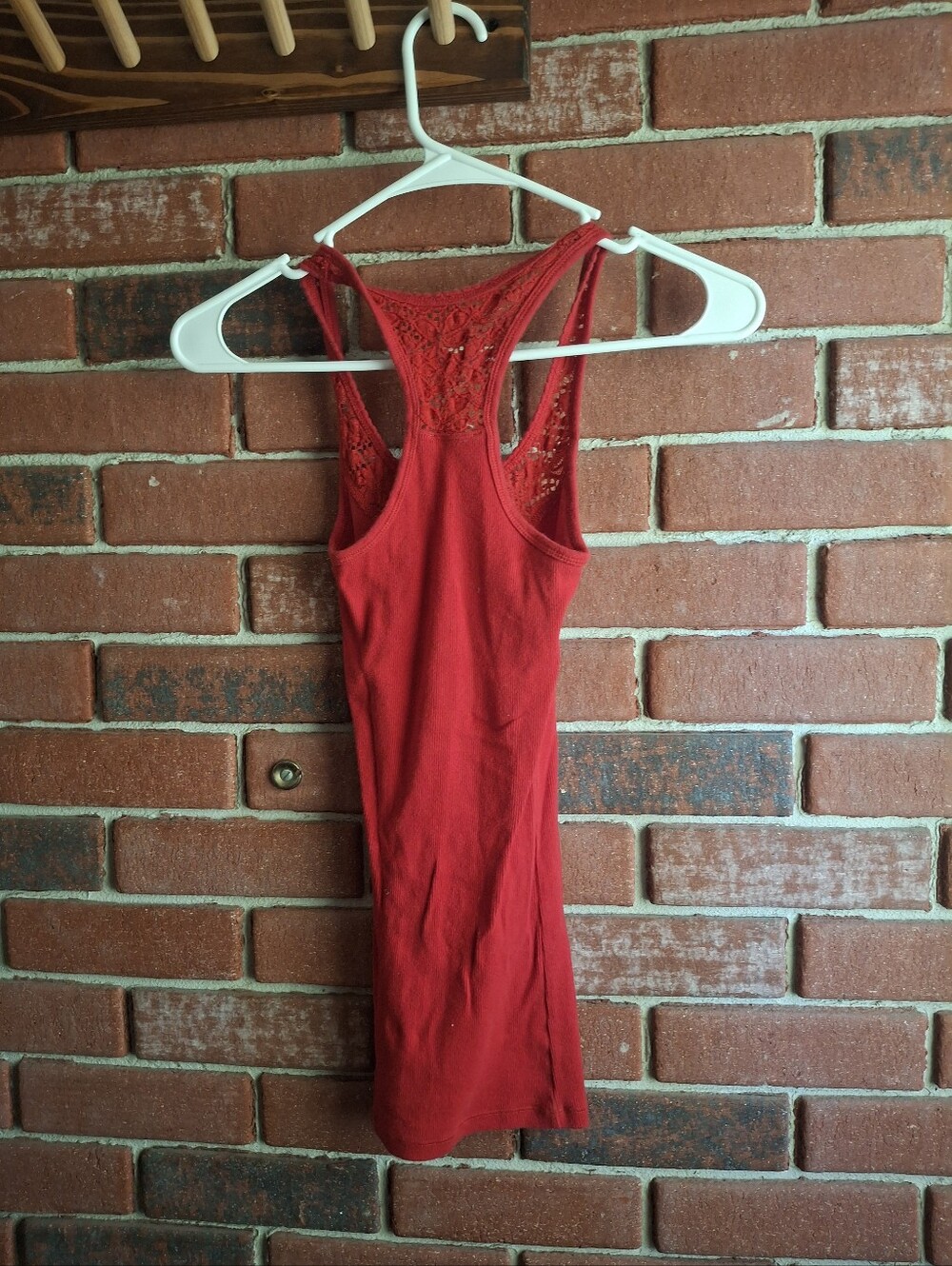 Hollister Red Lace-Back Racerback Tank Top - Picture 3 of 3